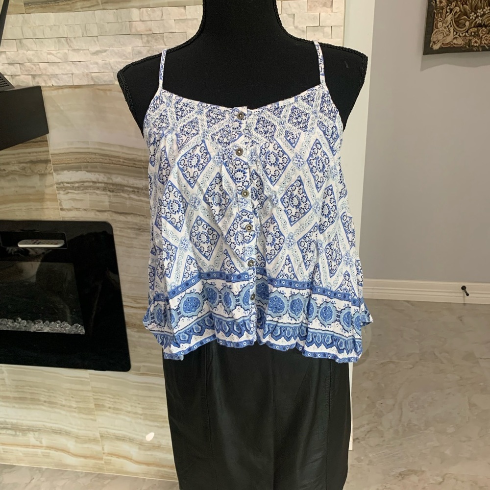 Women’s Spaghetti Strap Boho Design O’Neil Summer Top. Size S (280)